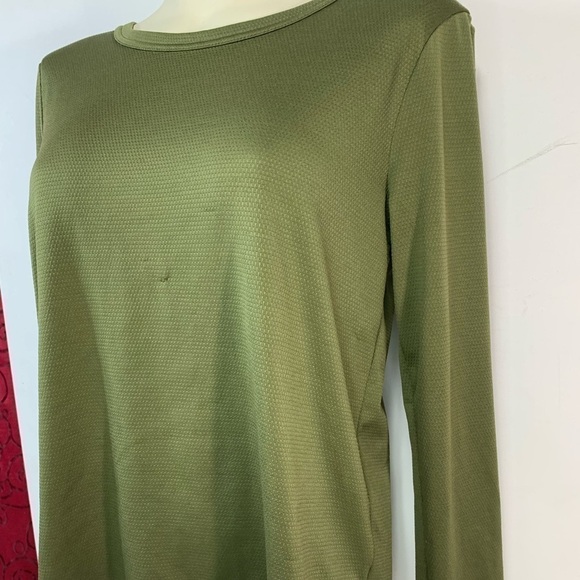 Nike Green Long Sleeve with Open Back - Picture 3 of 6